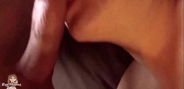  THICK ASS LIGHT SKIN WIFE GETS POUNDED BACKSHOTS AND RIDES FOR THE WET CREAMPIE  34